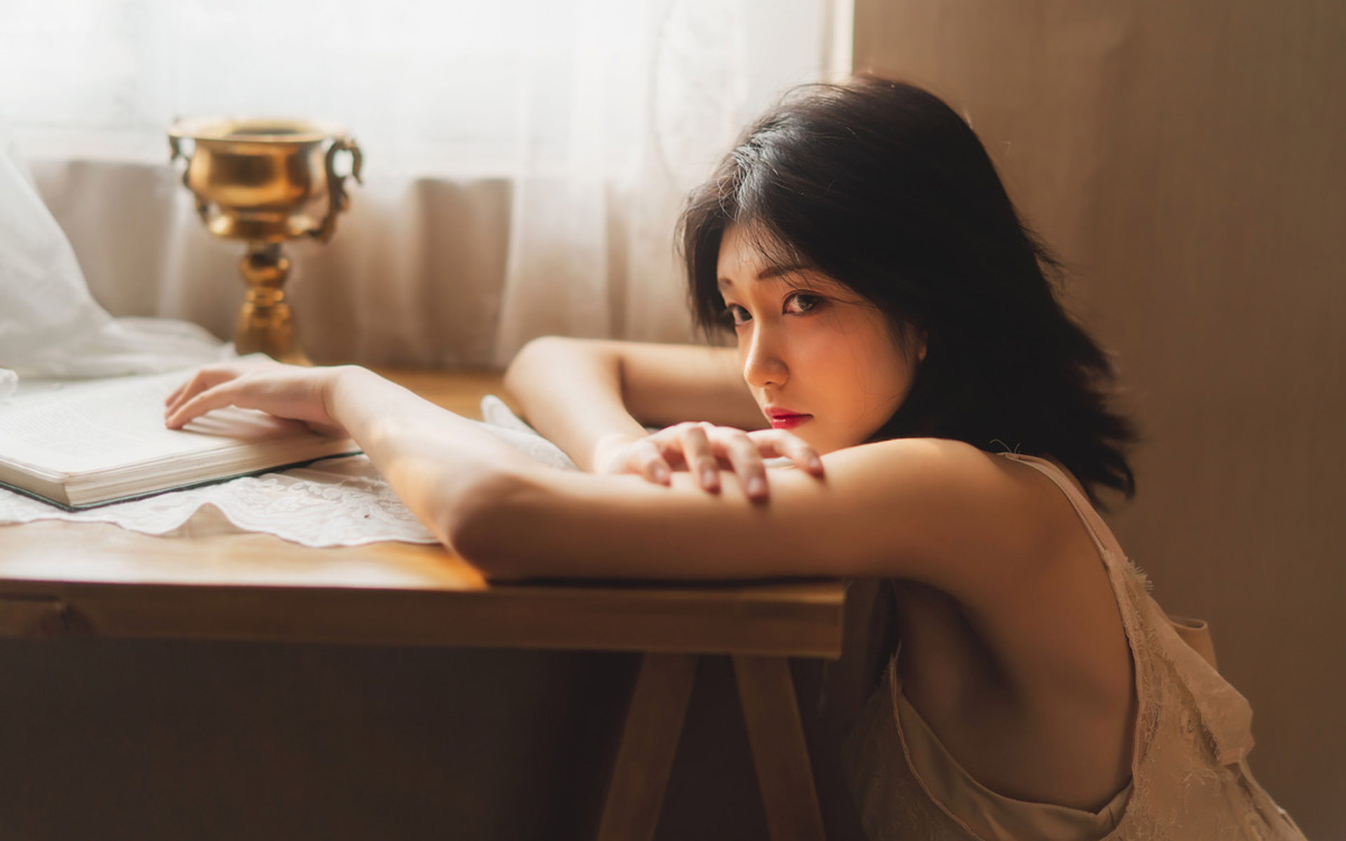 "性感尤物"陈数：与二婚男相识15天被求婚、为爱放弃生子，幸福吗