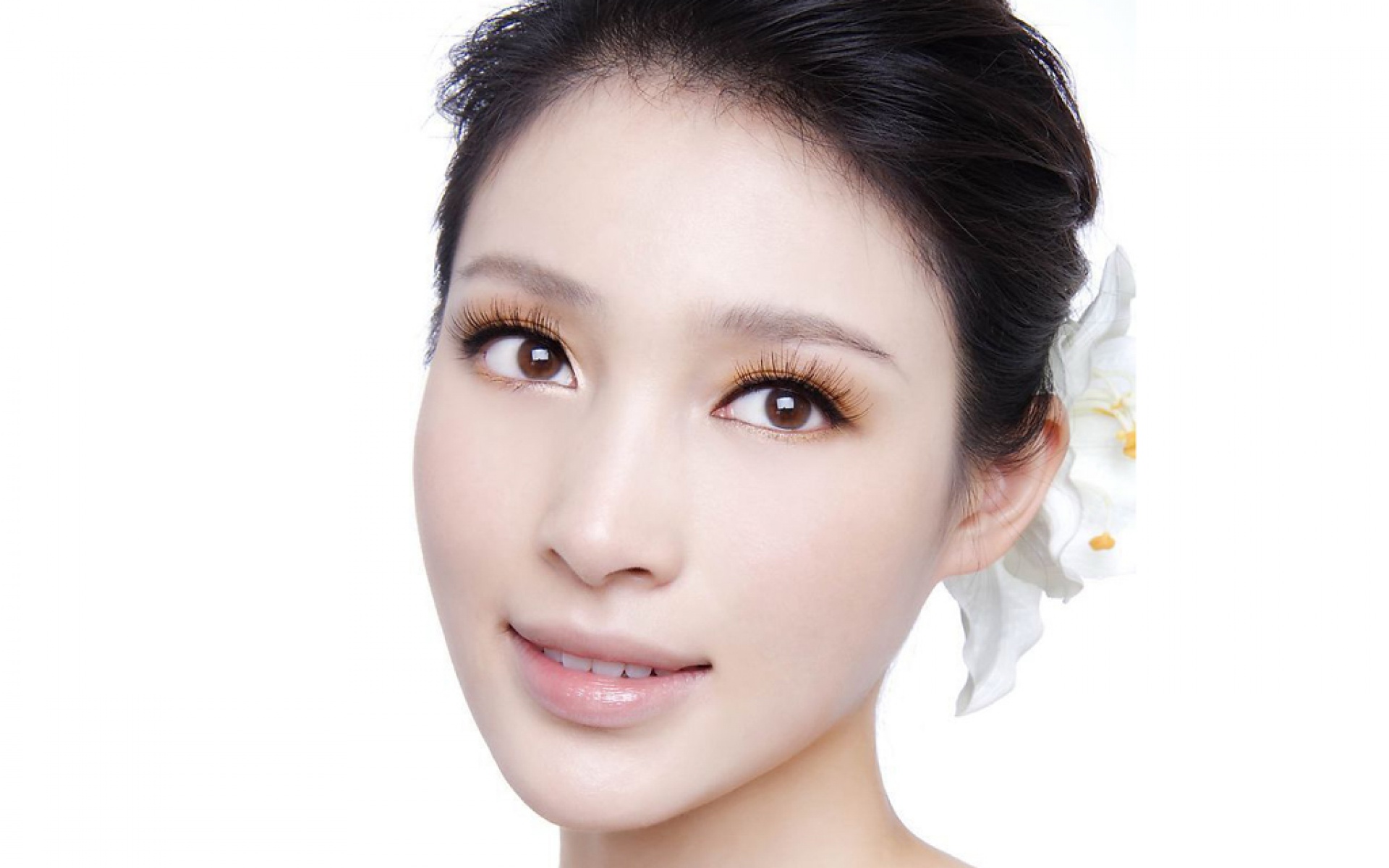 “最美潘金莲”甘婷婷：成名后曝出“情趣照”，如今变成臃肿大妈央媒点名批评，以那英为首的五位明星被整治，网友：无法无天啊