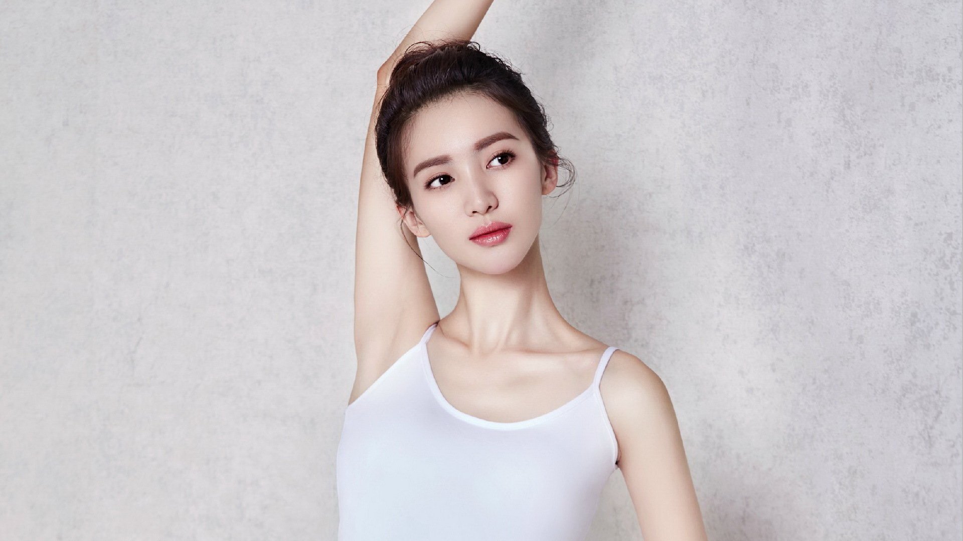 “风流女神”金晨：凭一己之力成为顶流，情史堪称小鲜肉收割机