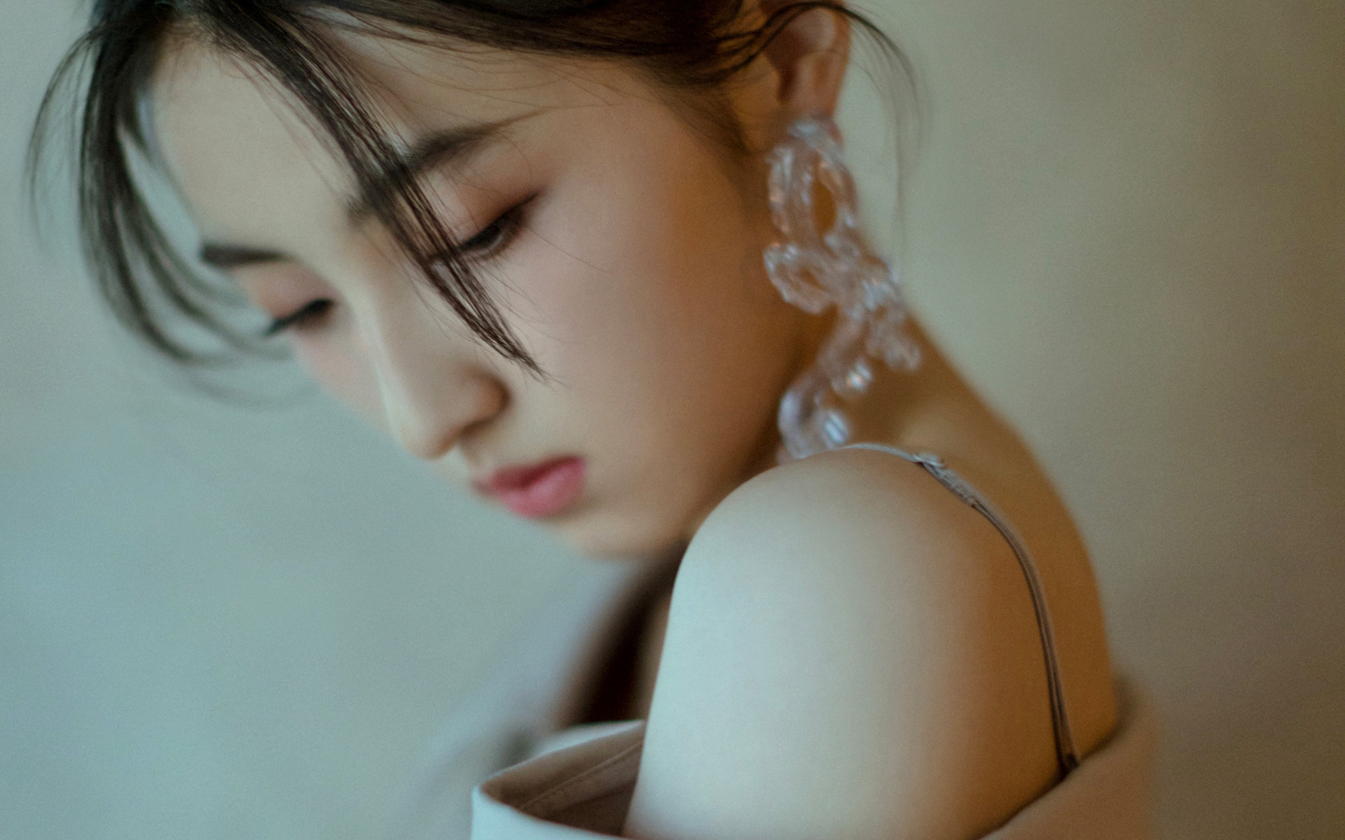 《志愿军》张子枫令人难忘！00后美女昔日角色真是太惊艳了！