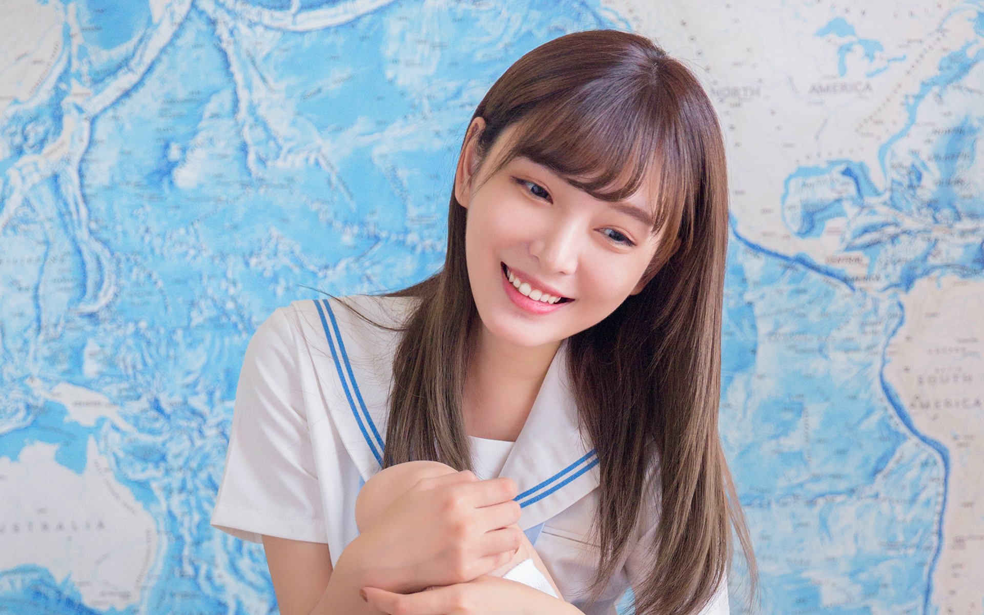 《温暖的甜蜜的》是由宋茜、陈妍希、陆毅领衔主演的情感都市剧女大学生“不婚宣言”惹怒已婚人士，网友：上大学上出优越感了？