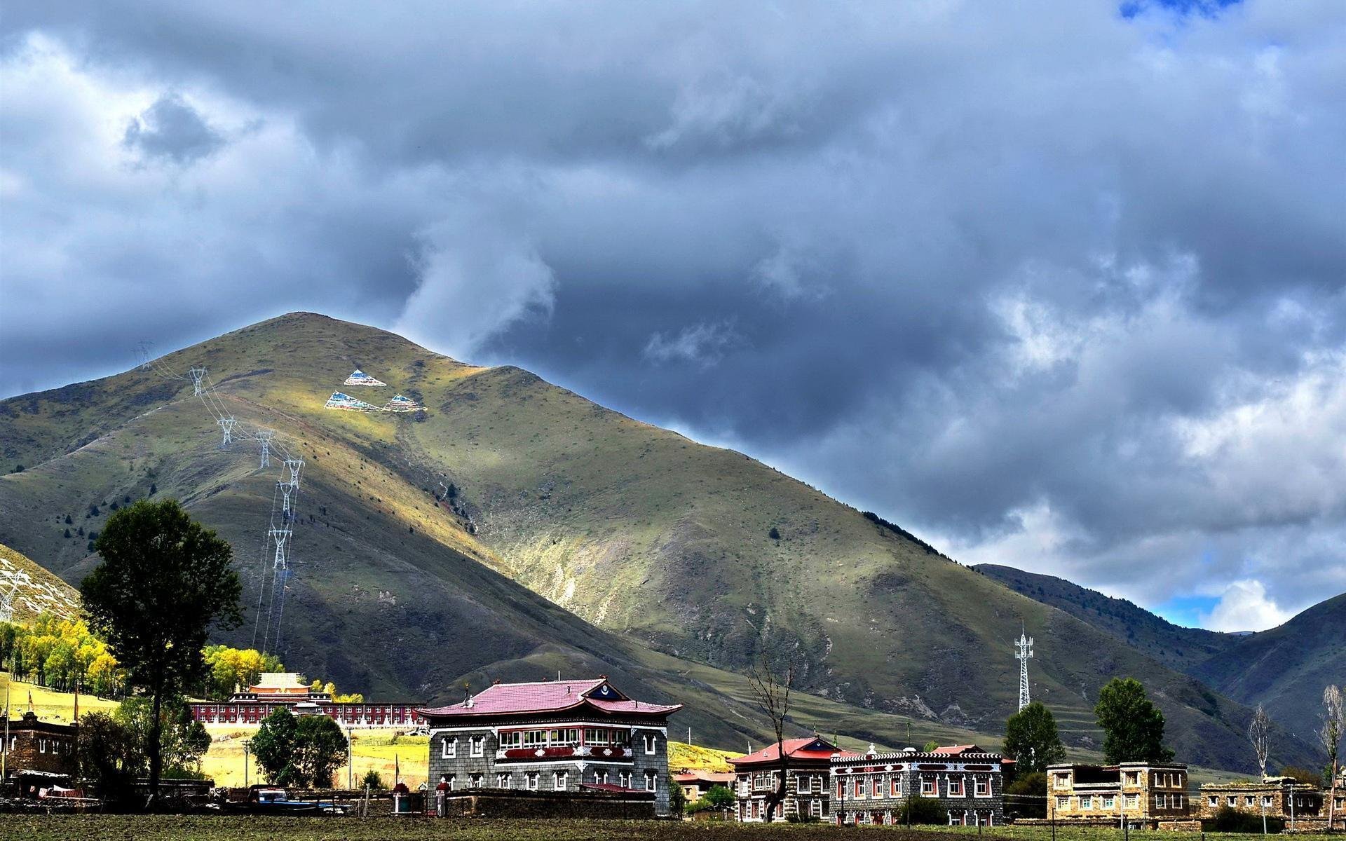 上海胜四川！王哲林重拾巅峰，三首发45分，李弘权太香，培根太软