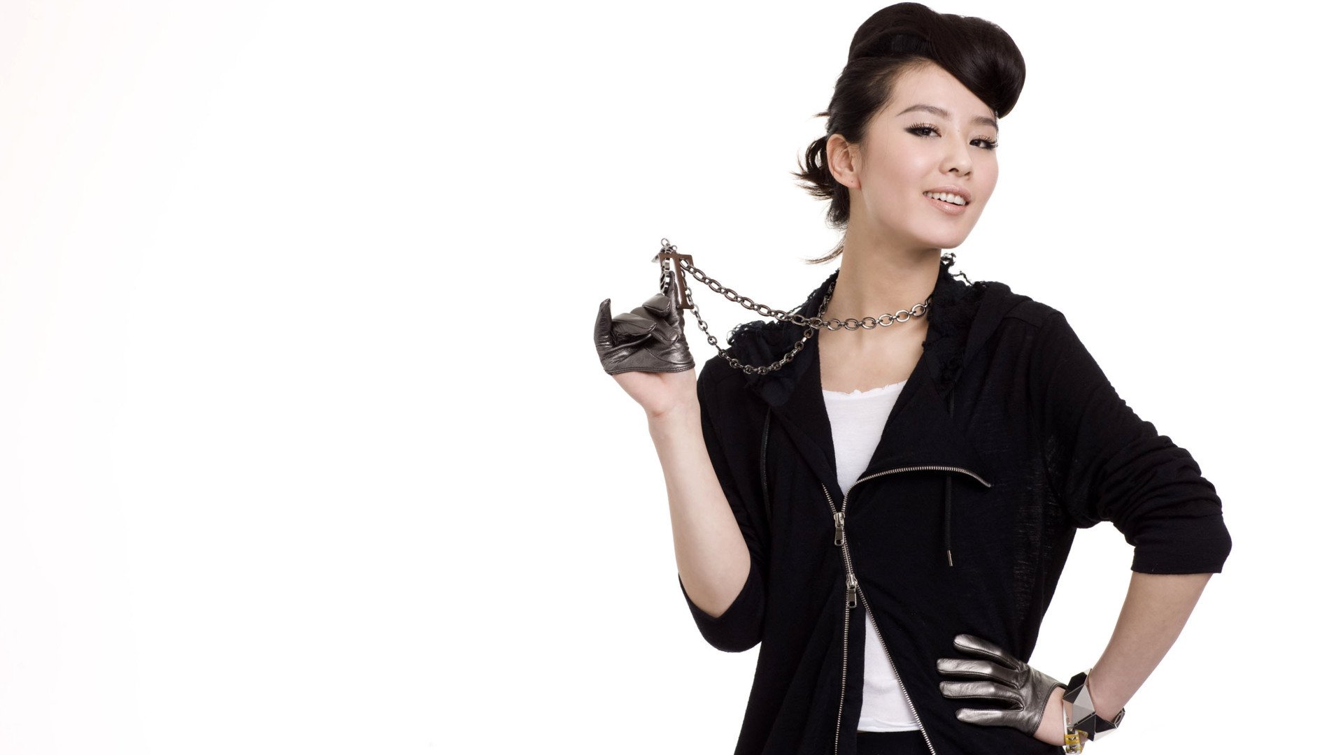 同样是汪峰基因，把章子怡女儿和葛荟婕女儿一对比，差距一目了然“双面玉女”刘诗诗现形记：表面人淡如菊，实则情史丰富内心狂野