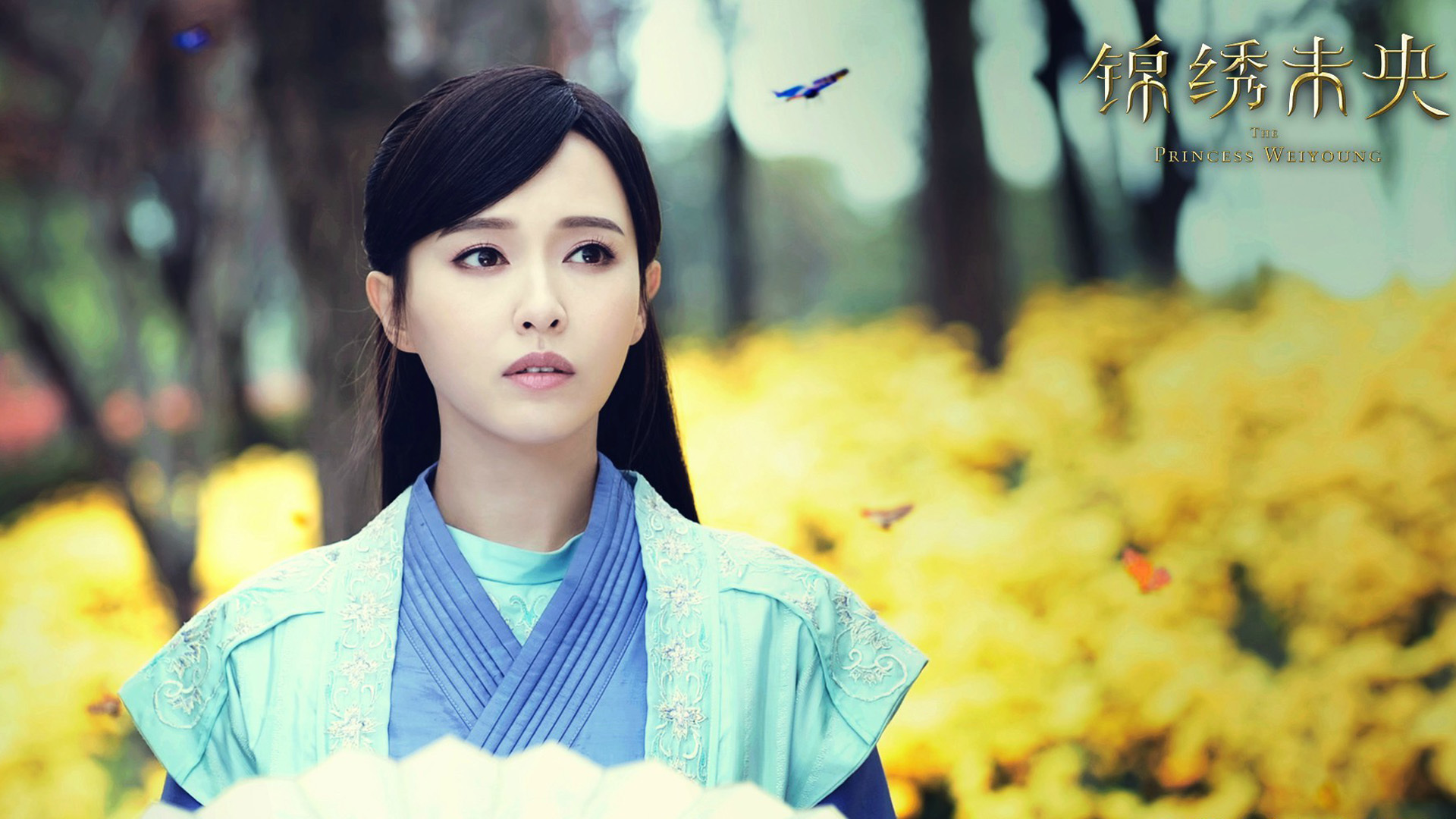 唐嫣是一位美貌与才华并存的女演员，她的美貌和优雅气质令人惊叹