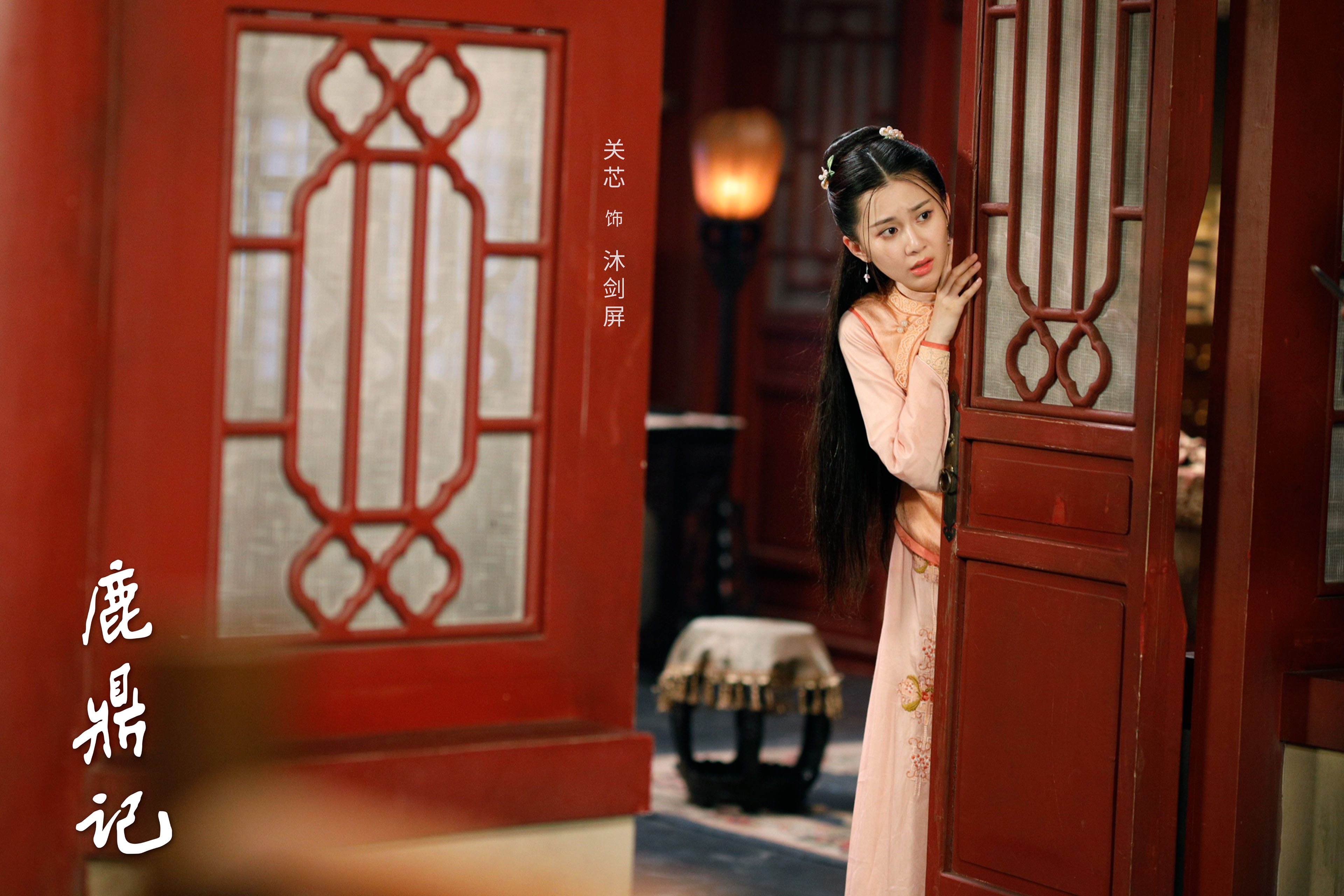 唐艺昕连夜发“二胎”,登顶热搜,揭开了全体女星窘境
