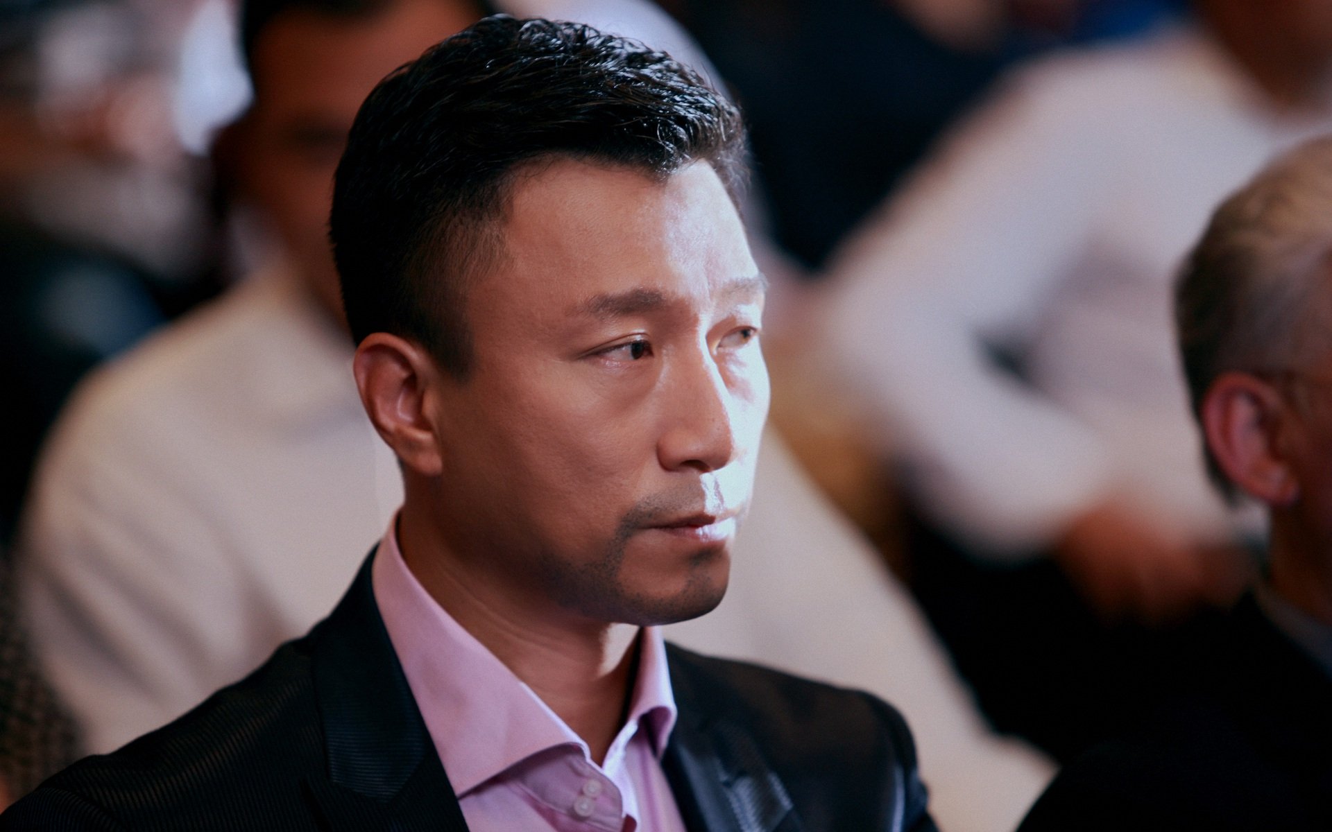 孙红雷转移资产移民澳洲？黄渤吐出实情人设全是装出来的？