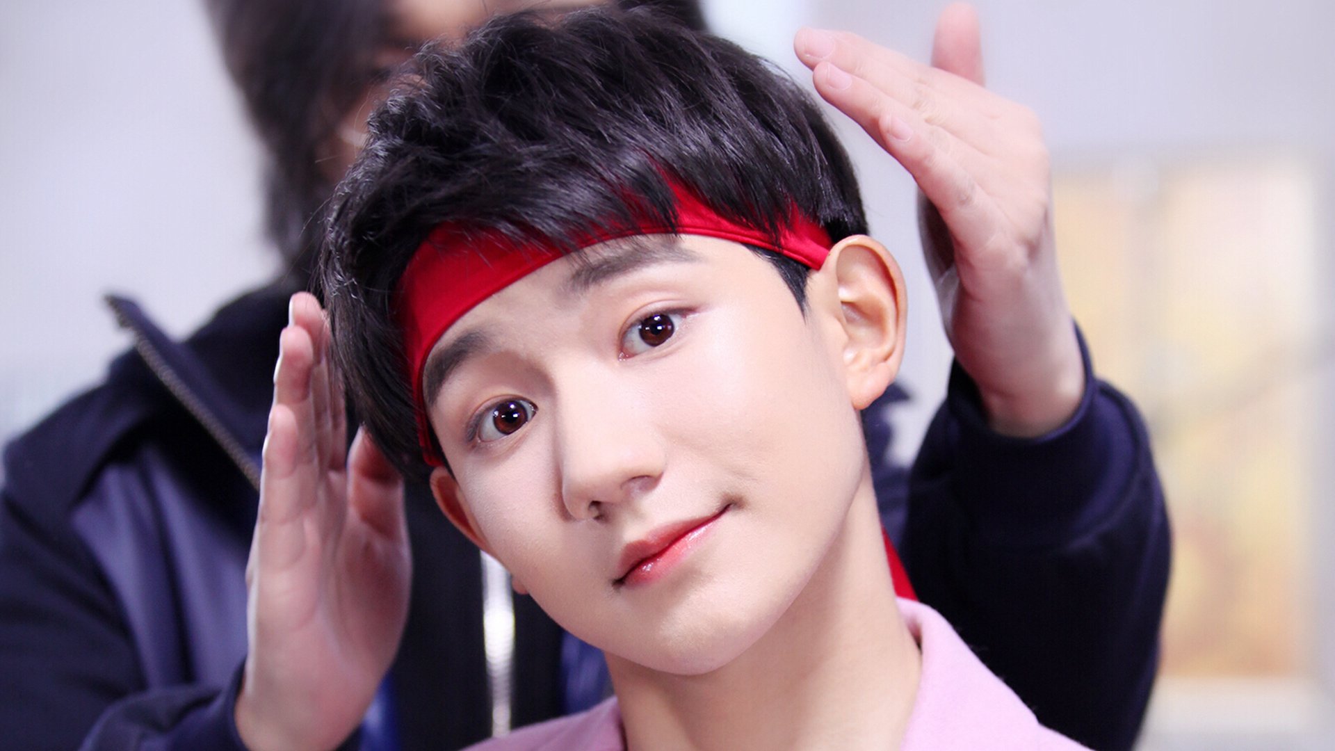 完美救场、顶级公关？有文化有情商，王源才是TFboys的主心骨被官方除名的7位主持人，口出狂言、作风不良，你知道都是谁吗？