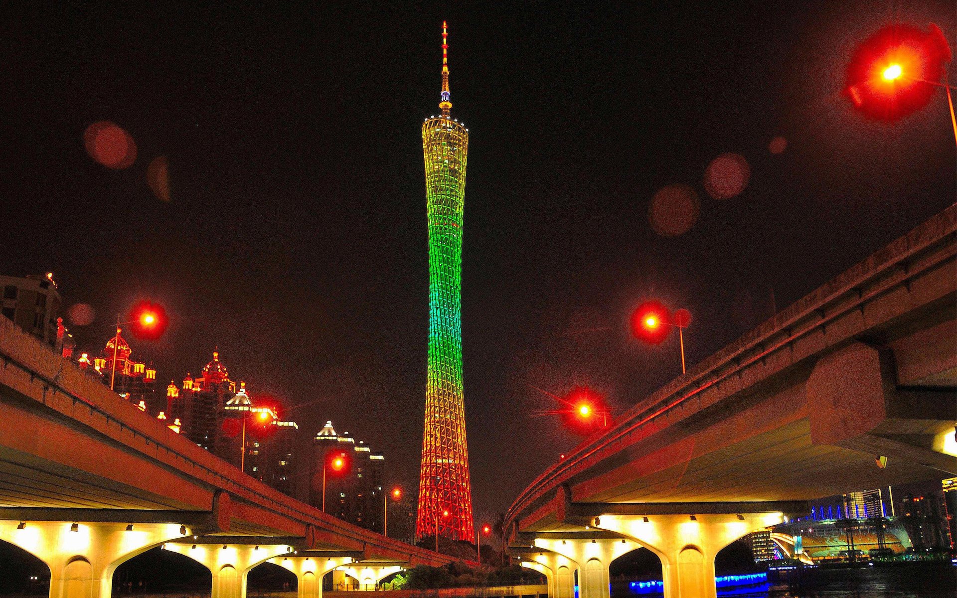 张学友检测结果为阳性！紧急发声明报平安，新冠没有消失仍需警惕老婆广州出差，发来她和广州塔的照片，我这是被绿得透透的啊！