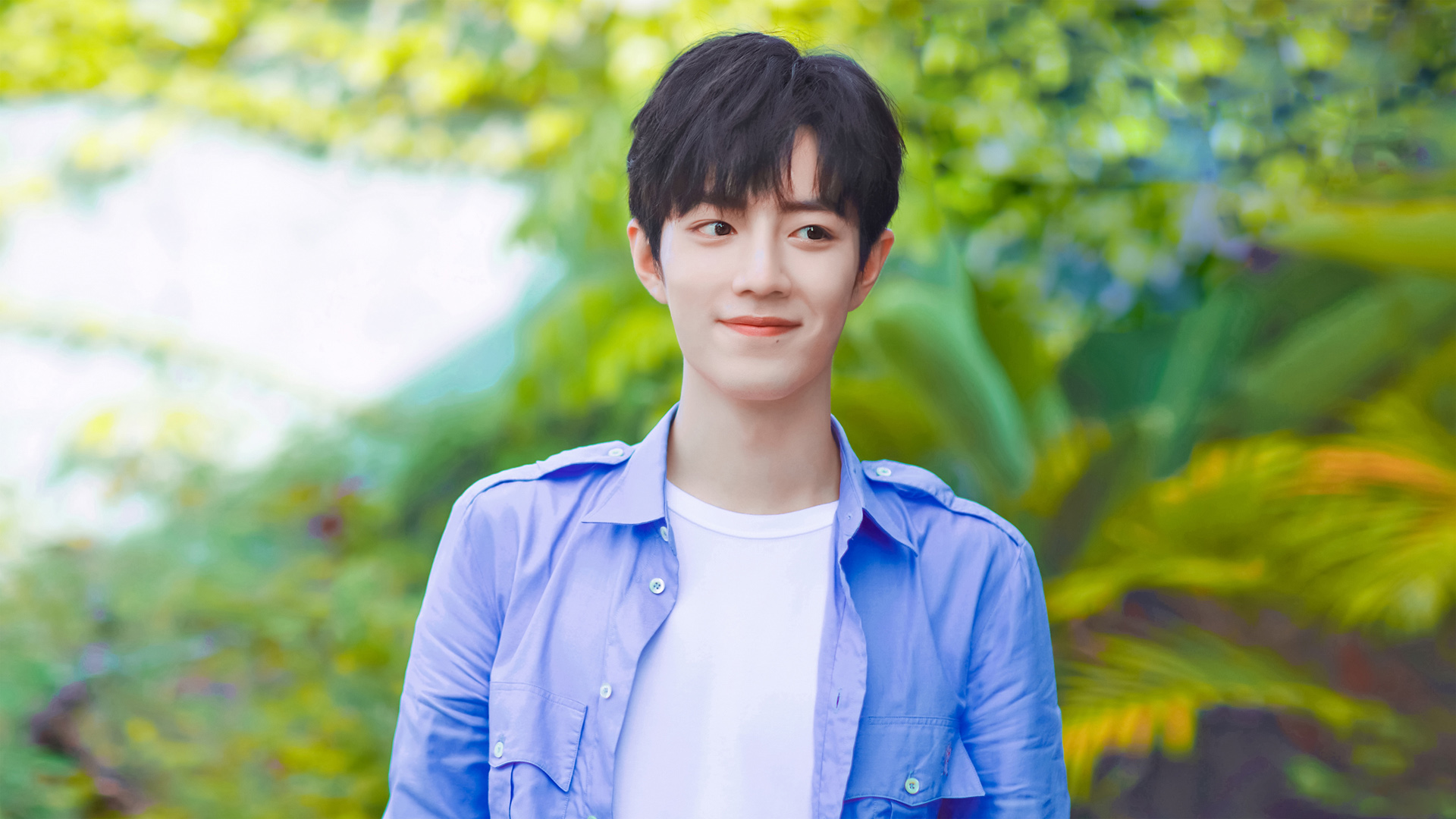 杨迪晒出与肖战聊天截图，疑似未经同意放出，暴露娱乐圈虚假人情