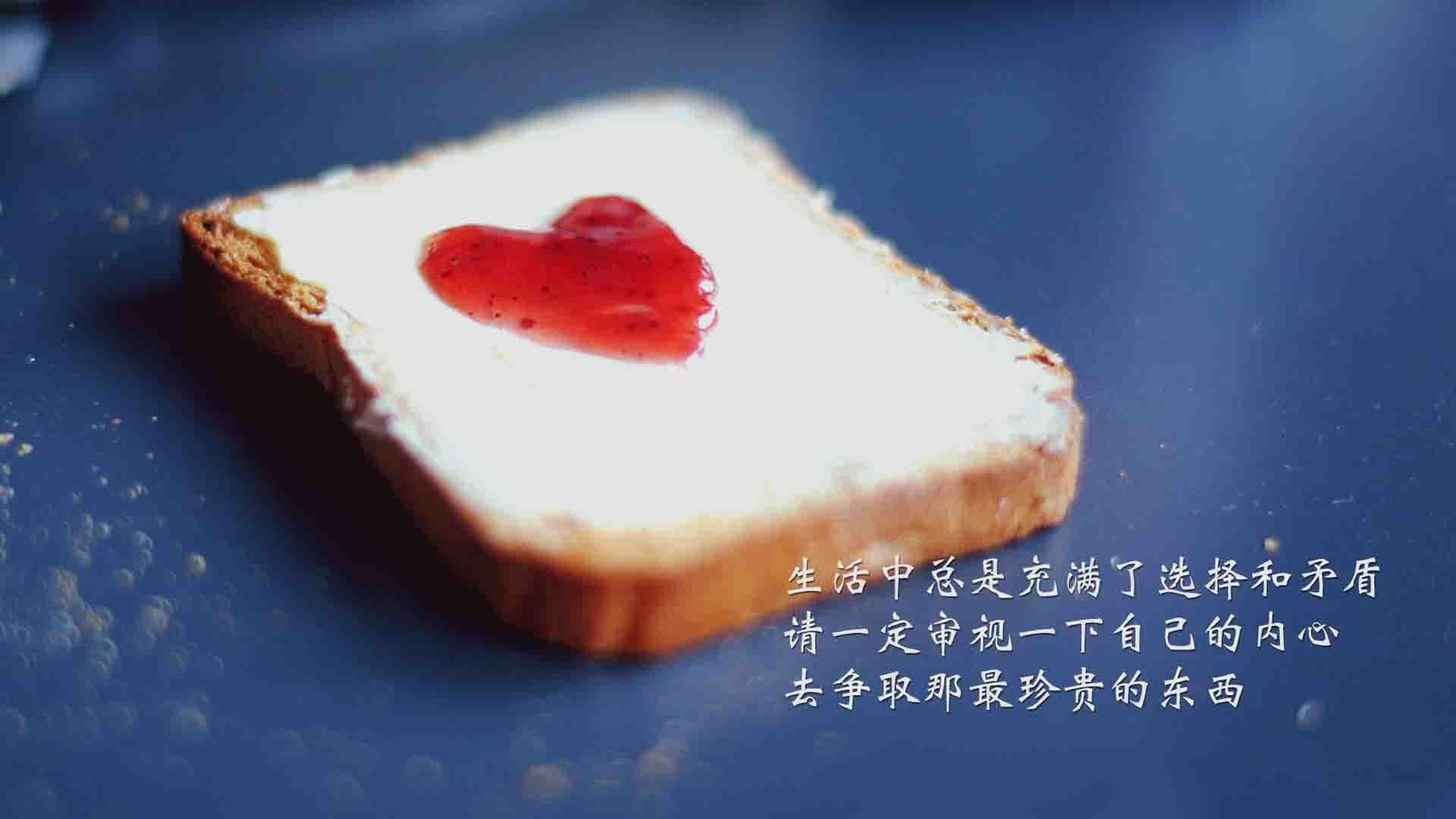 湛蓝天空下的宁静瞬间，内心得到的最美礼赞