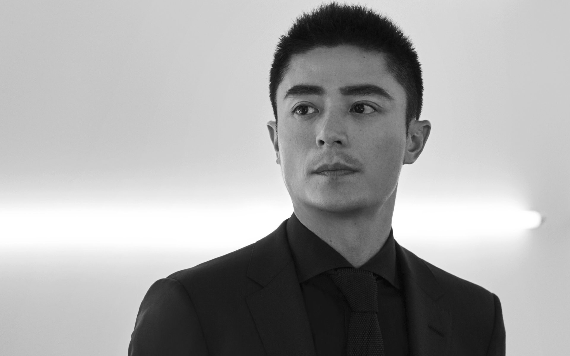 甩了古天乐霍建华后，下嫁小9岁丑男，陈乔恩领证一年后悔了吗？我国第一批“丁克夫妇”已退休，没有儿孙的晚年，日子过得如何？