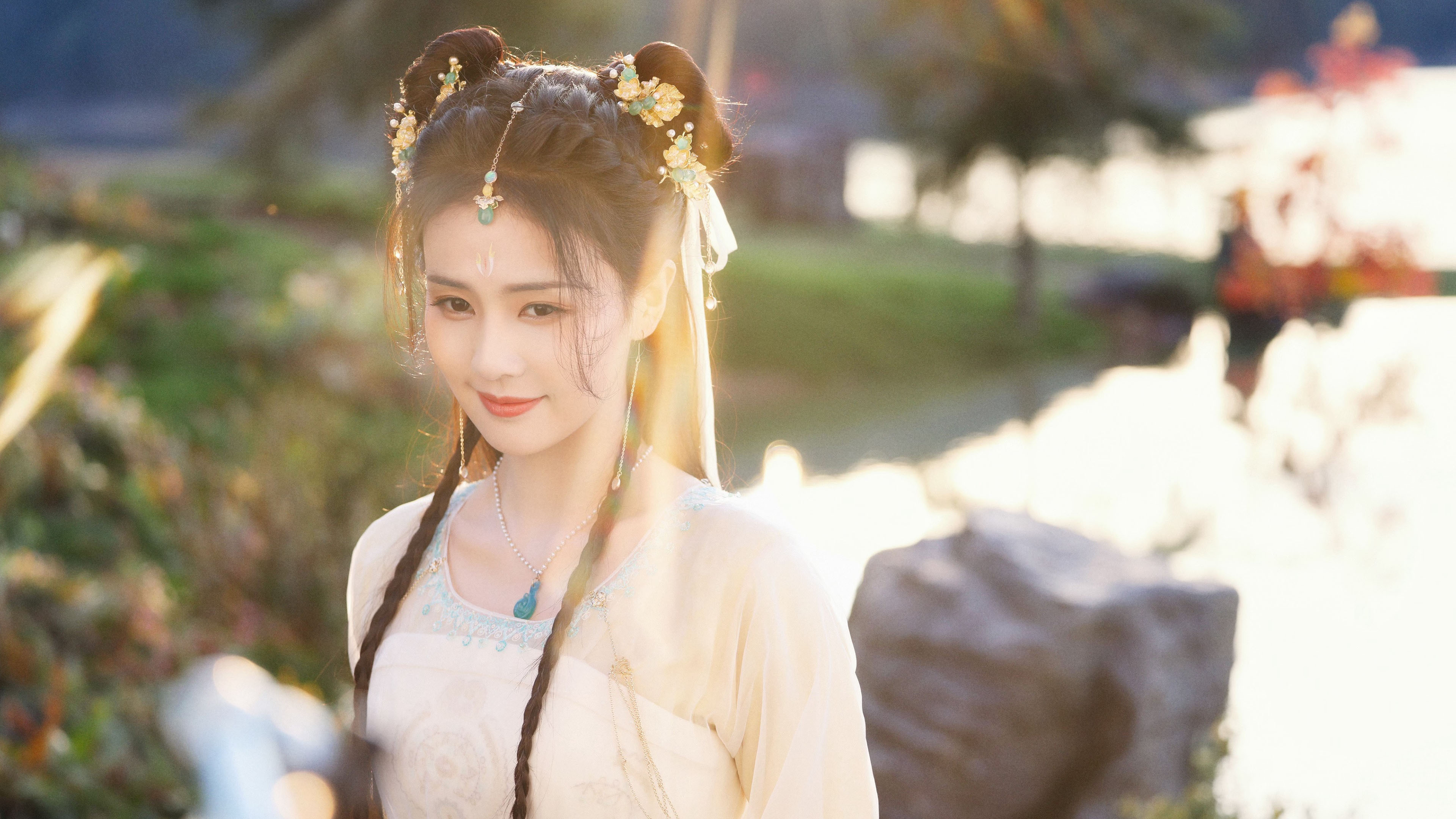 白鹿的whatever也安排了