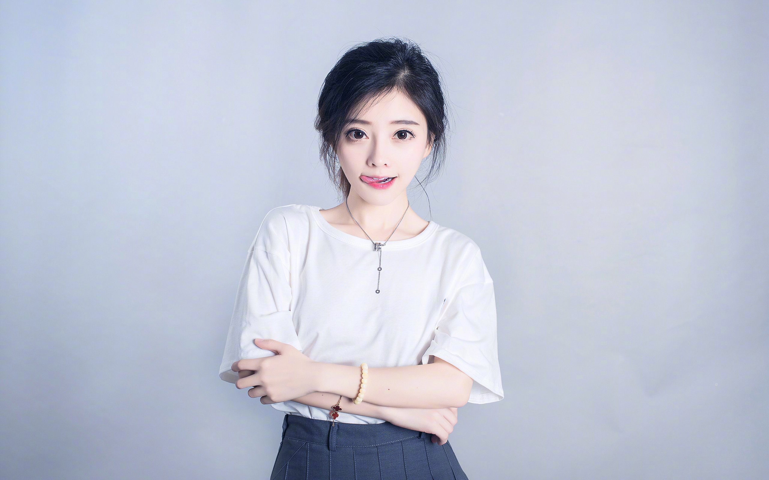 网红“鹿晗”自曝：月收入五百万，在长沙买了套一千多万豪宅