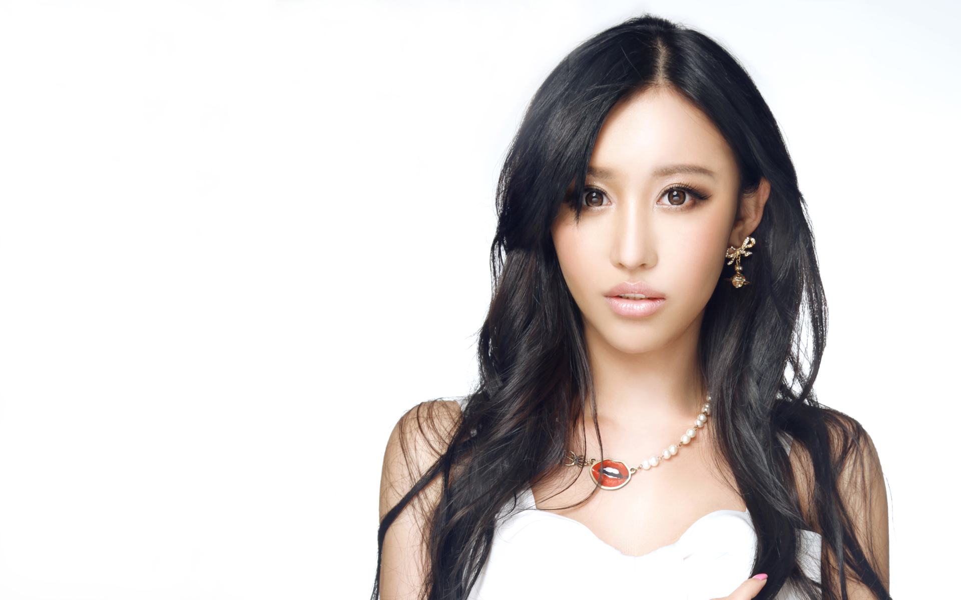 胡可：倒追小2岁沙溢，婚后生两子，今她却痛哭：结婚真的很后悔刀郎解释了与云朵同居缘由，是其妻子同意