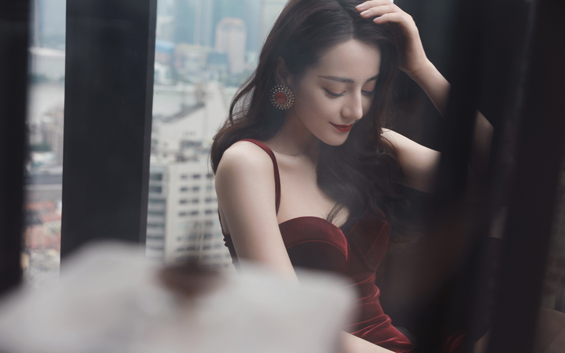 这一次，31岁的迪丽热巴亲日辱华就这样“崩溃”了！