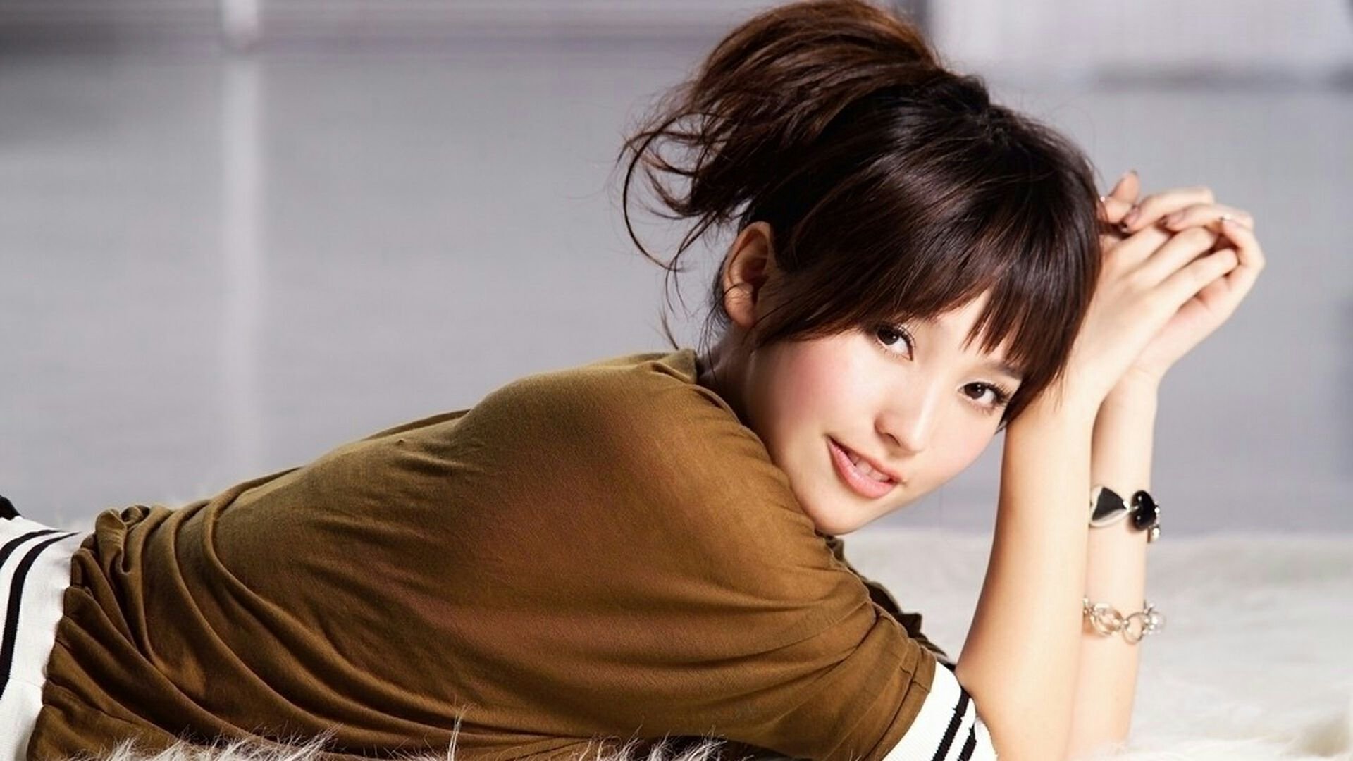 金莎：从“萌甜小妹”成“绯闻女王”，她是怎么一步步走到今天的