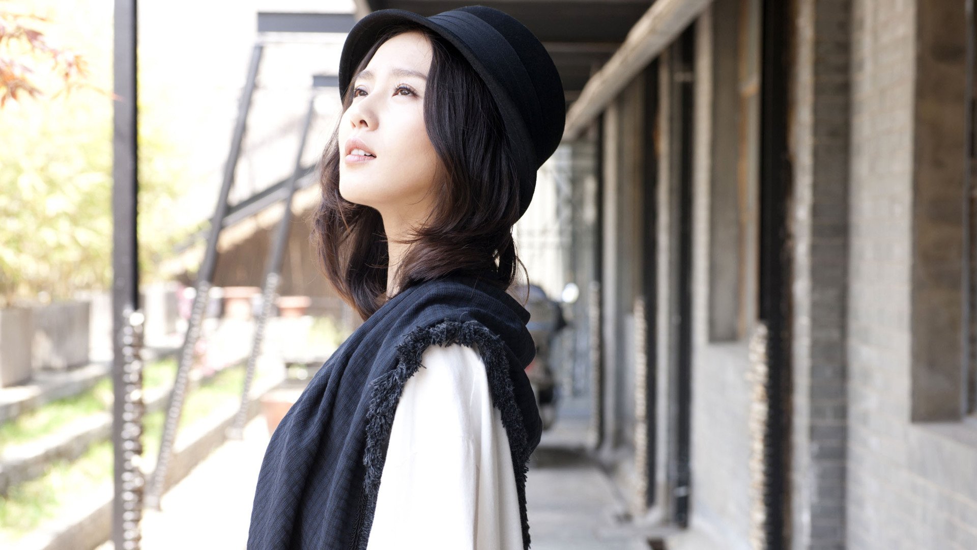 韩红携陈晓、梅婷、谭松韵等明星驰援黑龙江，并与林依轮为灾区捐赠物资“双面玉女”刘诗诗现形记：表面人淡如菊，实则情史丰富内心狂野